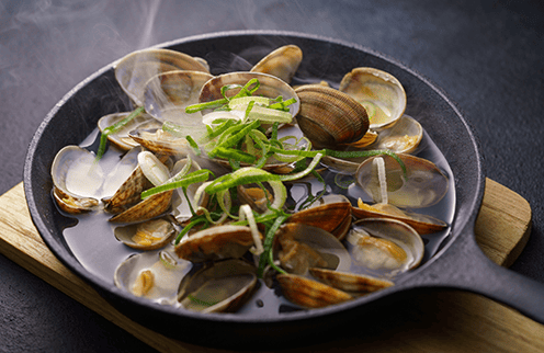 鉄と魚 黒おじ　あさりの酒蒸し